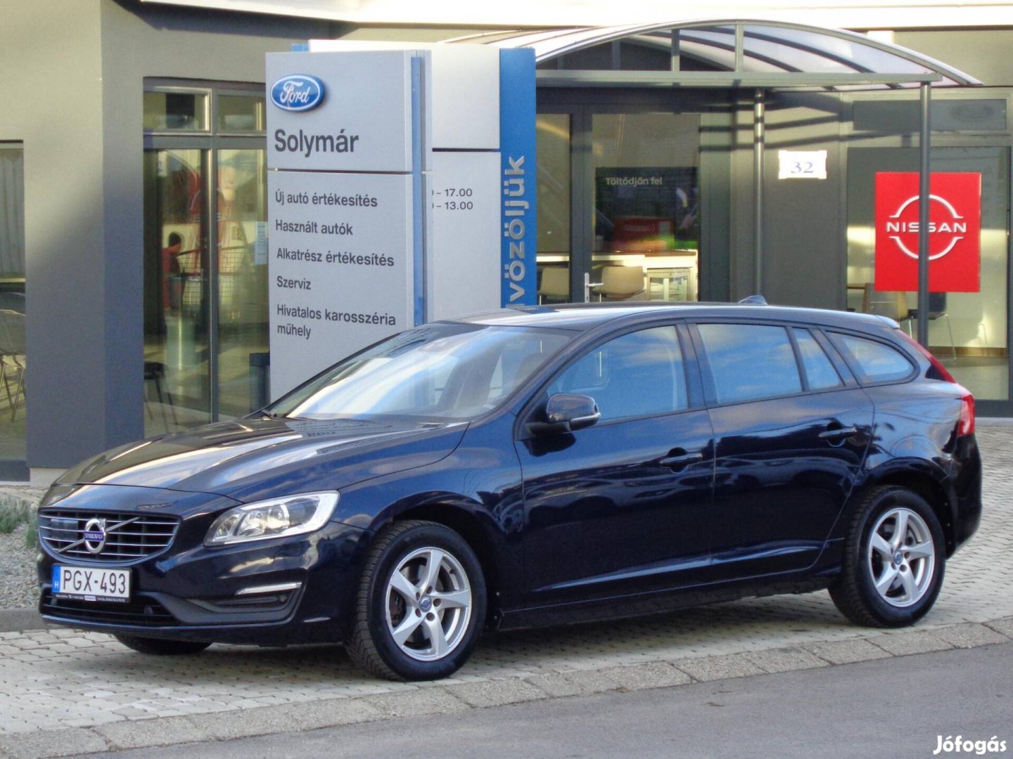 Volvo V60 2.0 D [D4] Kinetic Magyar! Végig szer...